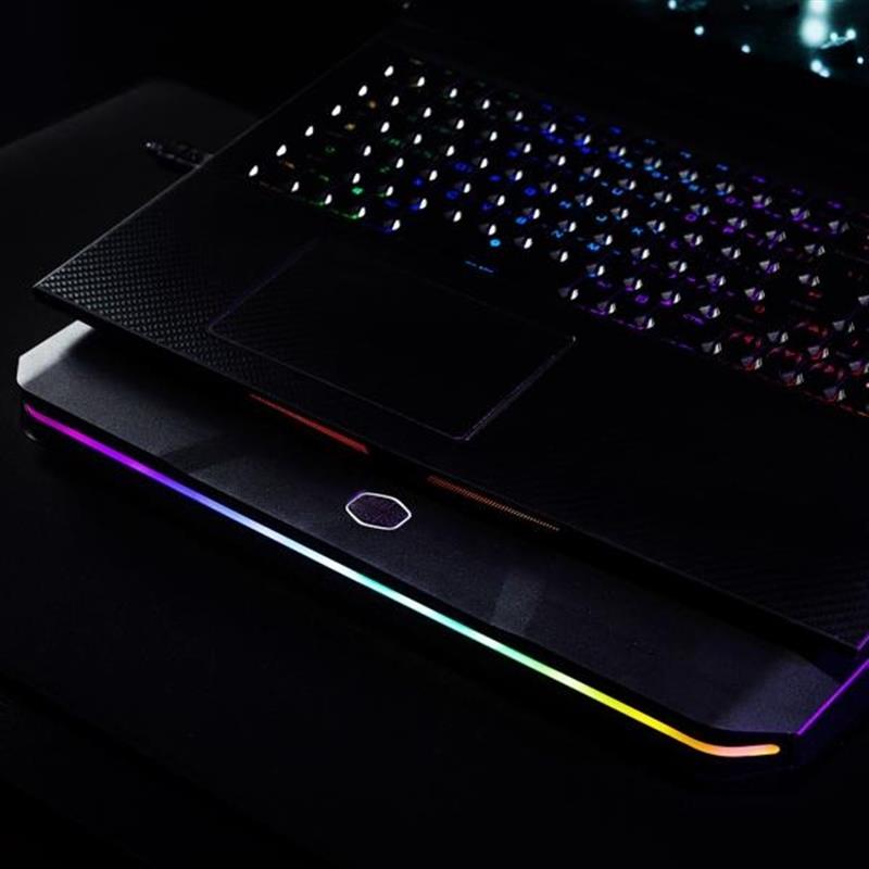 Cooler Master NotePal X150 Spectrum 17 max USB 2 0 x3 Type-C 26 dBA 57 CFM