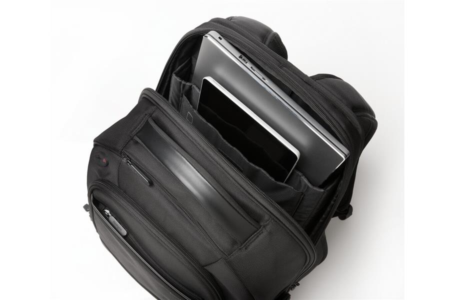 Kensington Contour™ 2.0 Pro Laptop Backpack - 17""